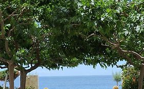 Eirini Apts On The Beach